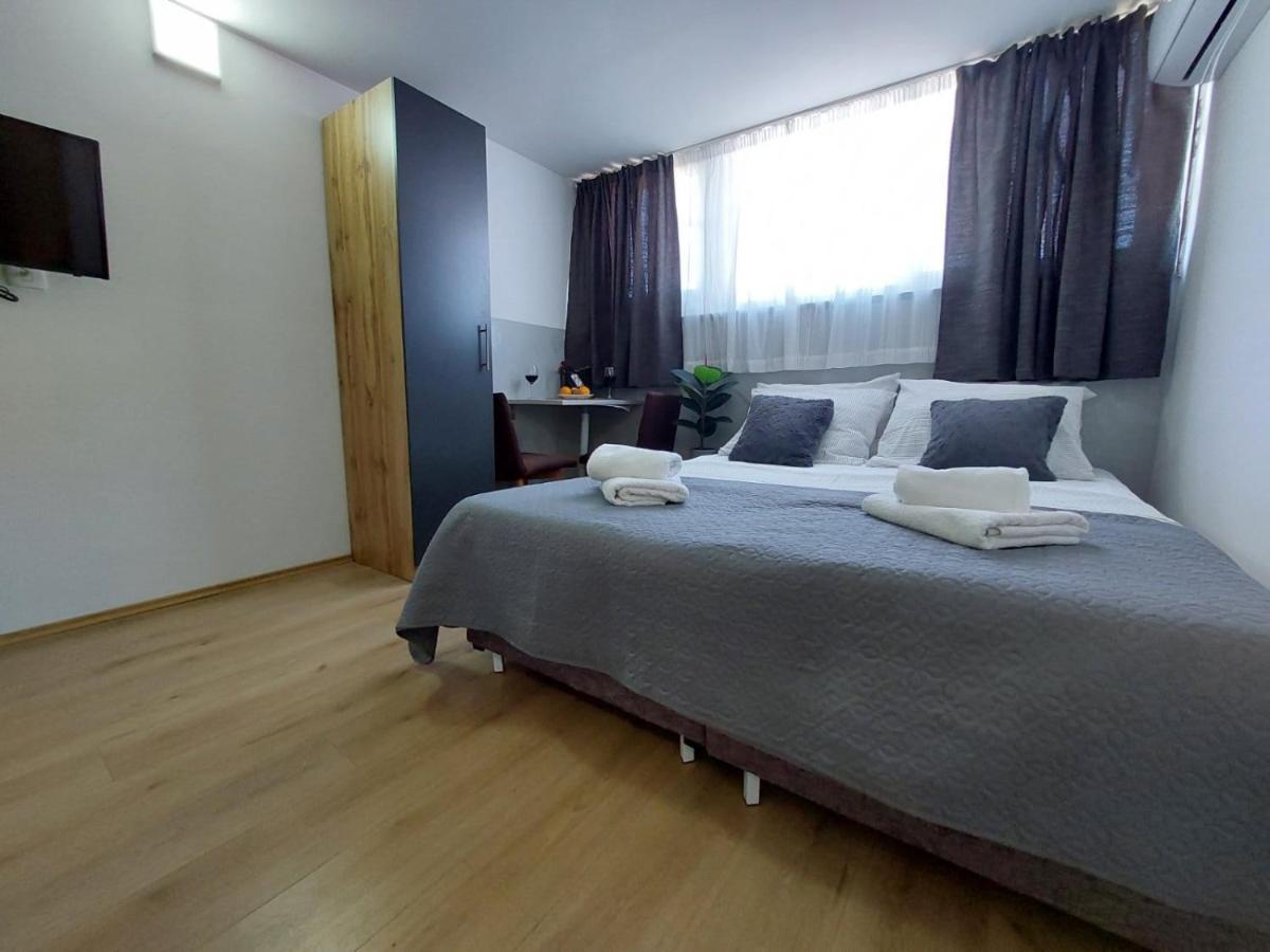 Apartmani Roza PUY 외부 사진