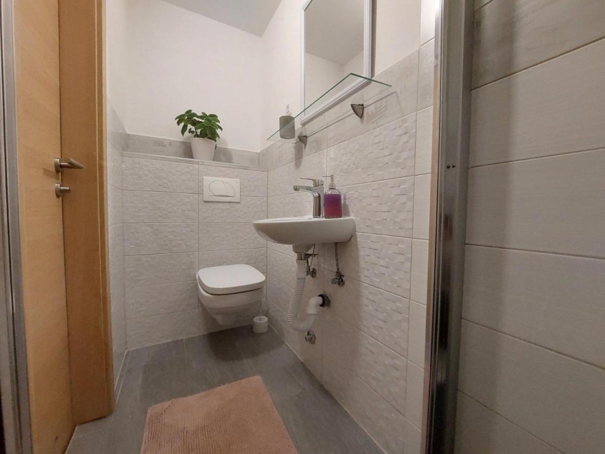 Apartmani Roza PUY 외부 사진