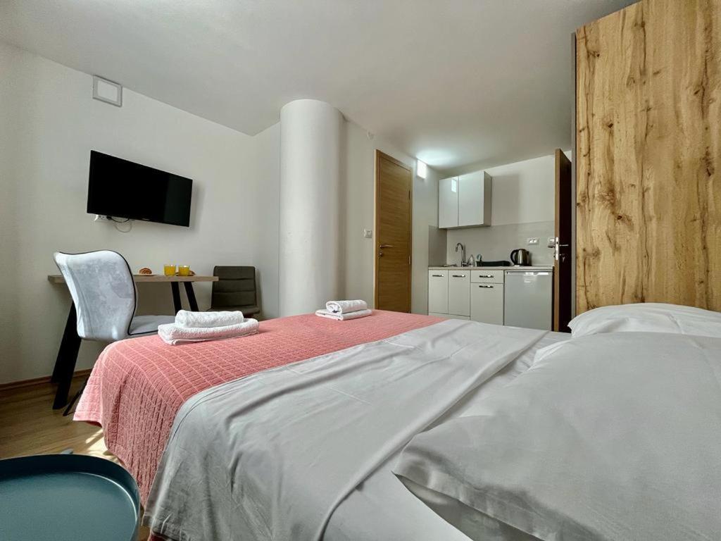 Apartmani Roza PUY 외부 사진