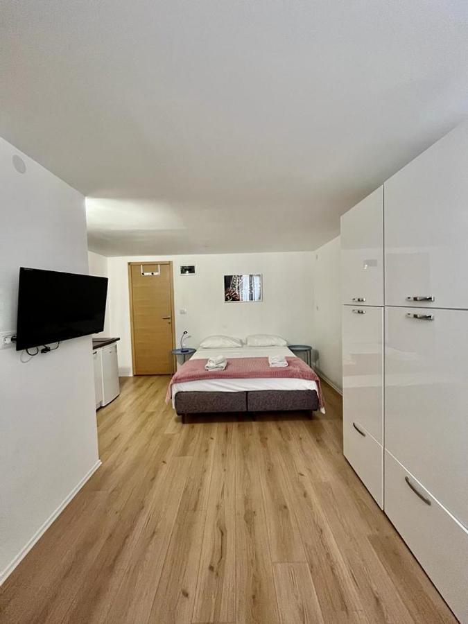 Apartmani Roza PUY 외부 사진